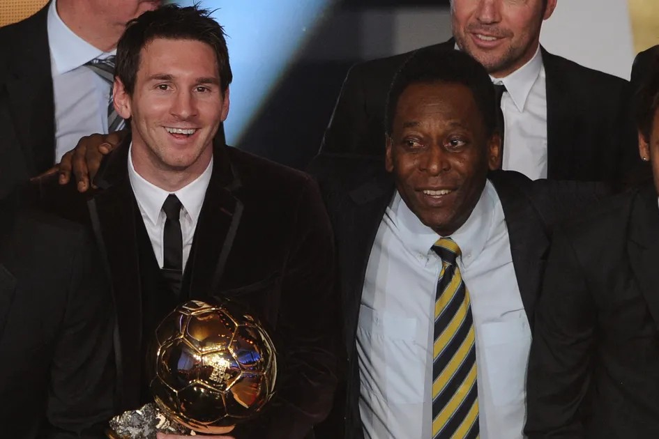 Le sommet ou la somme ? Pelé, Messi et la définition du « GOAT »